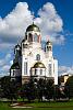 Click image for larger version. 

Name:	400px-Yekaterinburg_cathedral_on_the_blood_2007.jpg 
Views:	236 
Size:	65.4 KB 
ID:	16082